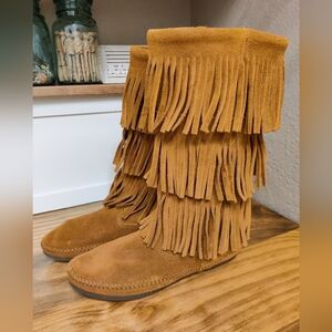 Minnetonka Moccasin 3-Layer Fringe Boots
